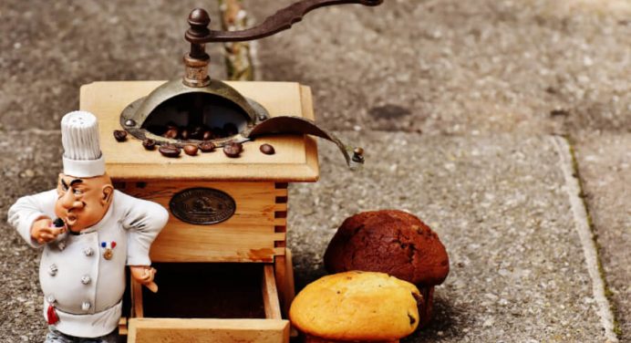 Top 3 factors that contribute to holiday weight gain & what to do about them