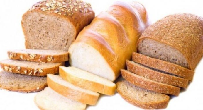La ce trebuie să fii atent(ă) când cumperi pâine?